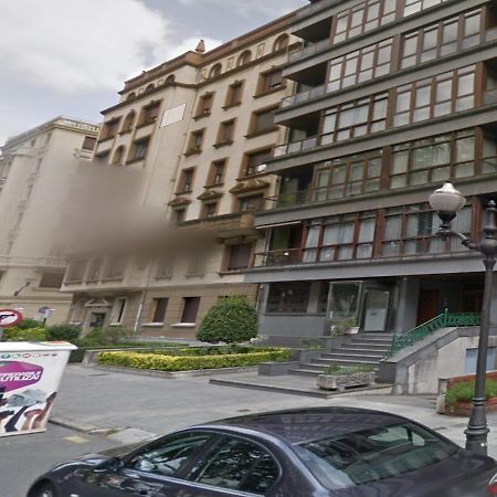 Cv33 Ostatua Bilbao Exterior photo