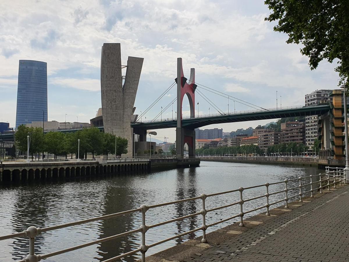 Cv33 Ostatua Bilbao Exterior photo